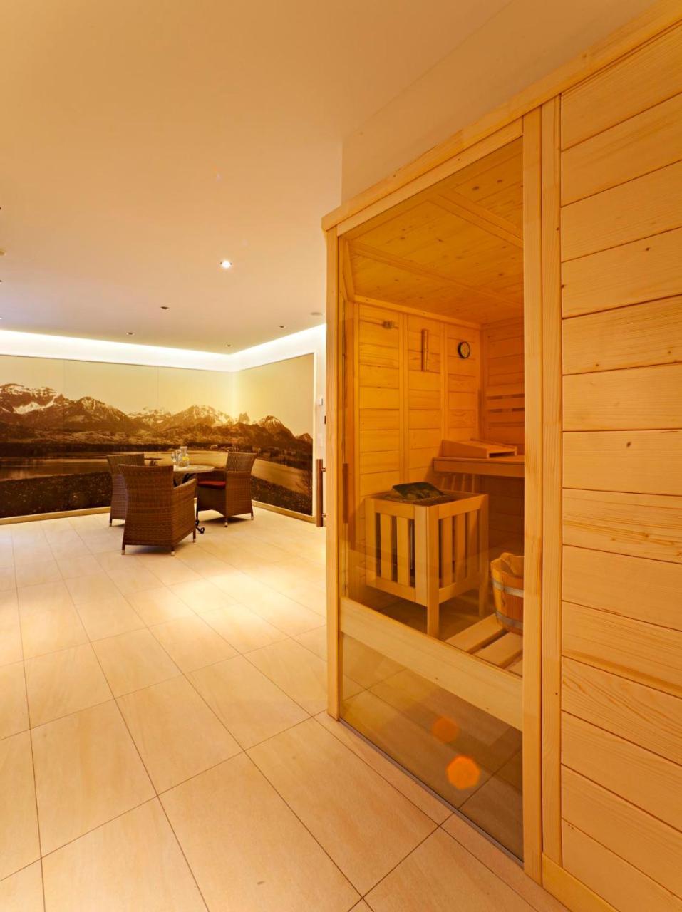 Hotel Greinwald Marktoberdorf Extérieur photo